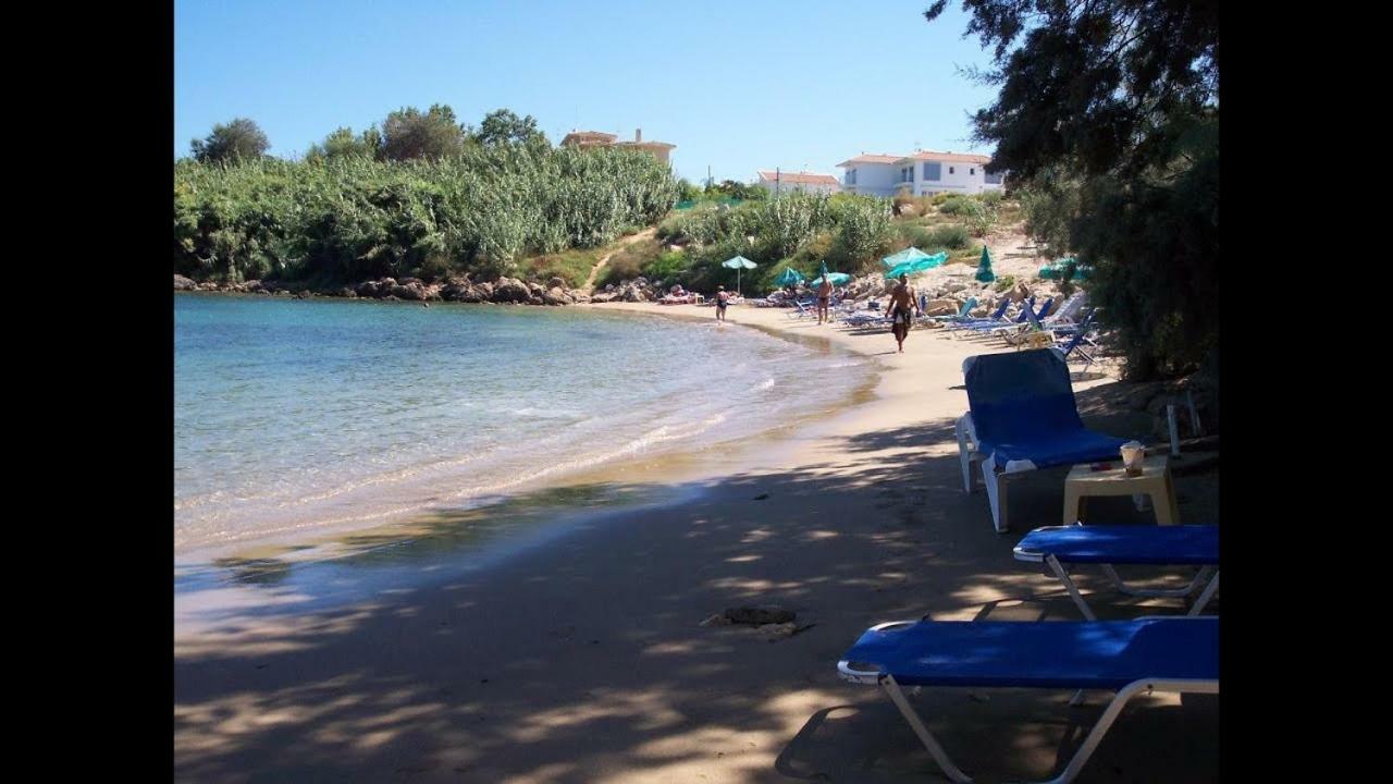 Villa Daryah Sirina Bay بروتاراس المظهر الخارجي الصورة